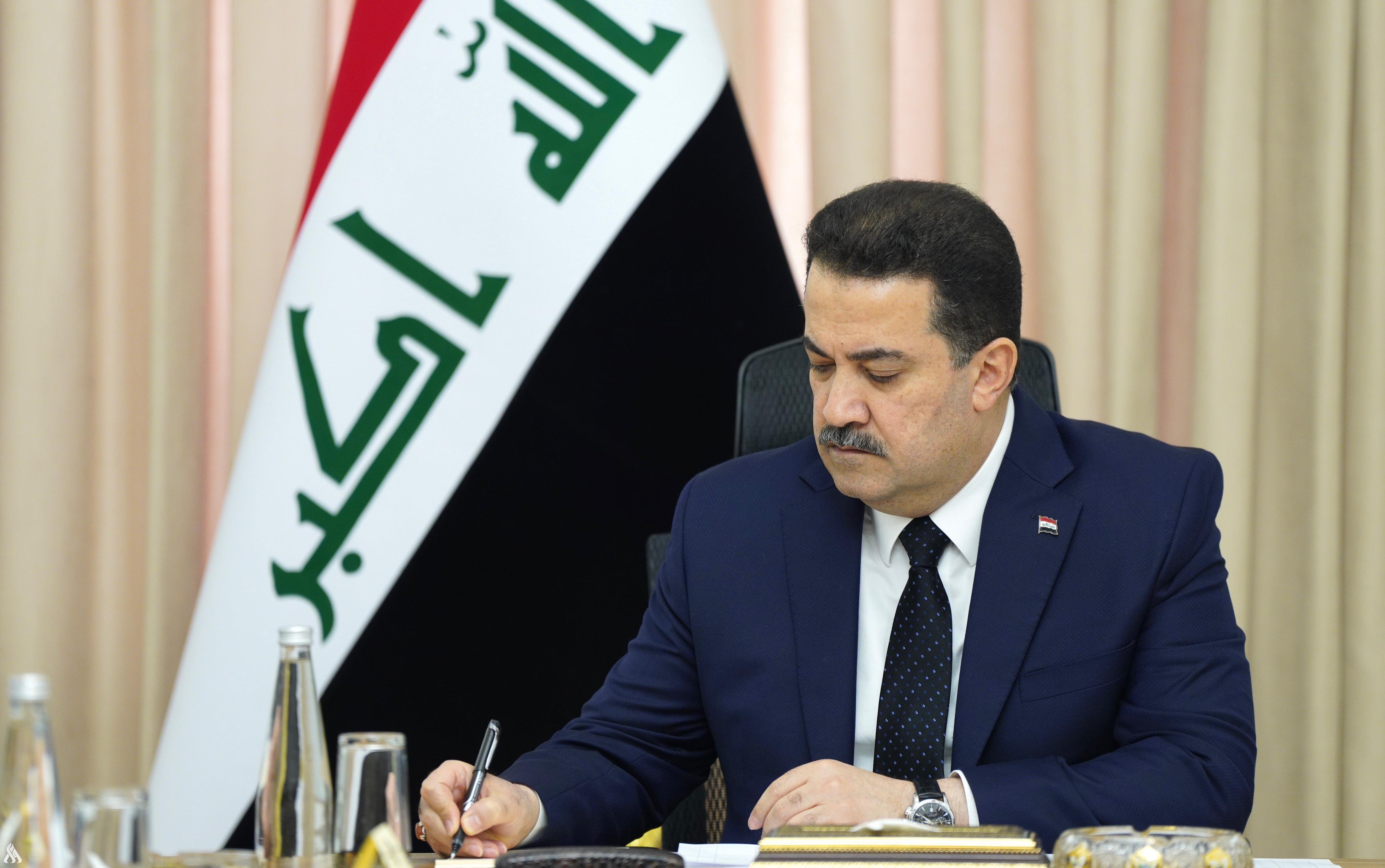 رئيس الوزراء يعزي برحيل الفريق كاظم بوهان العكيلي