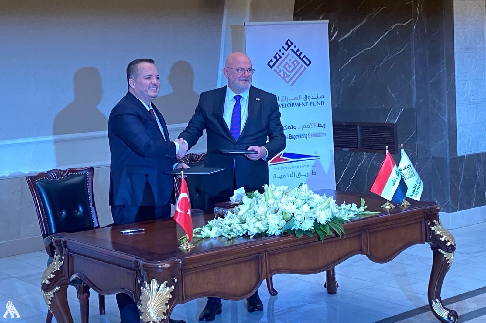 ضمنها طريق التنمية .. العراق وتركيا يوقعان مذكرة تفاهم لتعزيز التعاون طويل الأمد