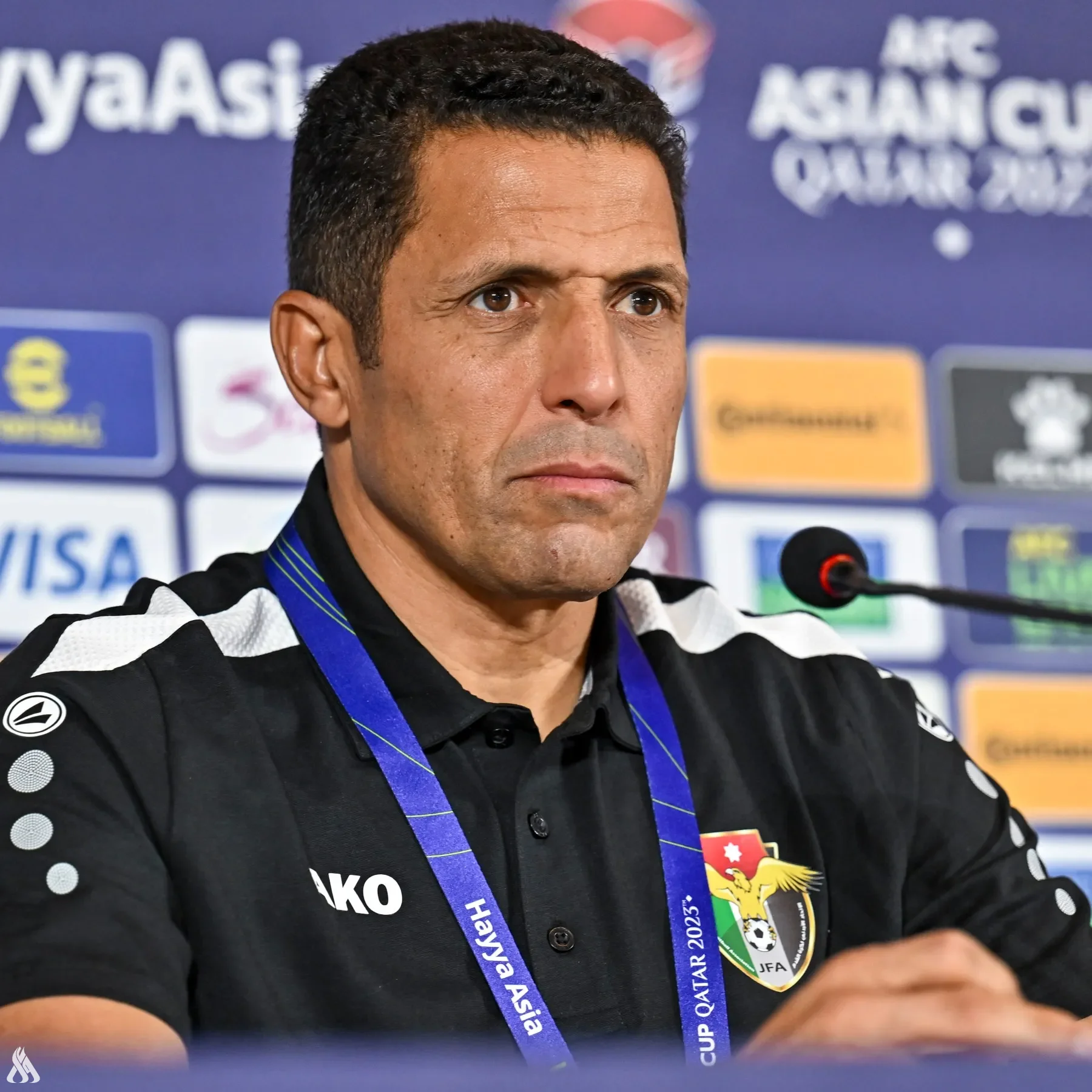 الجزيرة الإماراتي ينفي تولي عموتة تدريب المنتخب العراقي