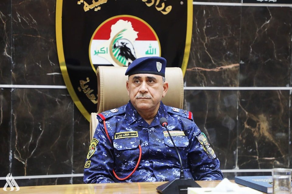 قائد الشرطة الاتحادية يوجه بضرورة الالتزام بتطبيق خطط تأمين القمة العربية