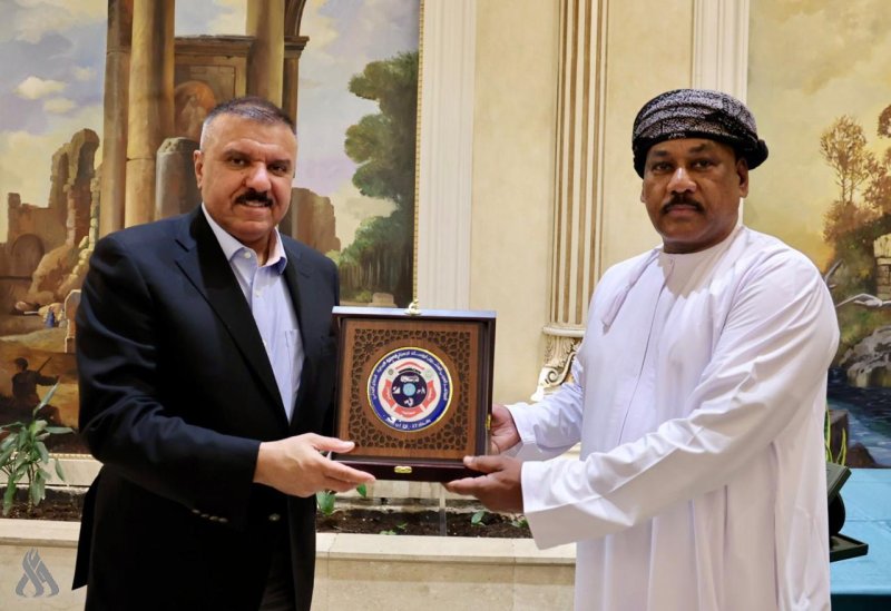وزير الداخلية يؤكد حرص العراق على تبادل الخبرات مع أشقائه العرب في المجالات الأمنية