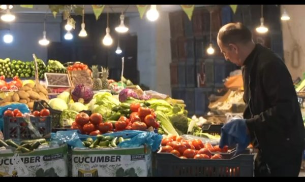 شهر رمضان ينعش الحركة التجارية بسوق السرداب في دهوك