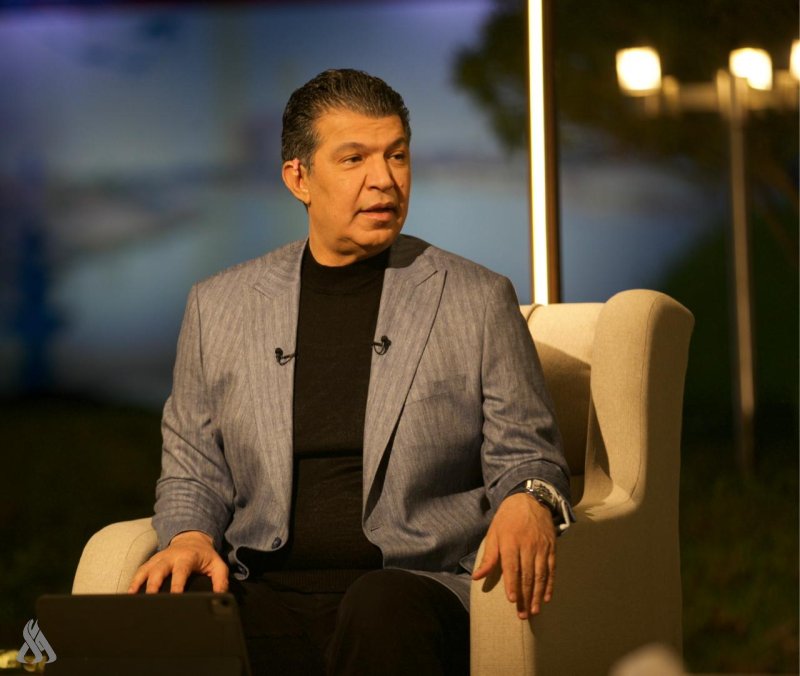 (تحت خطين) يناقش الواقع السياسي وسباق الترشيح